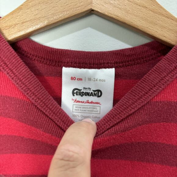 Hanna Andersson Ferdinand Pajamas - Picture 3 of 7